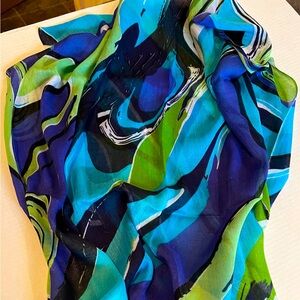 Ladies scarf/wrap in shades of blue, green, black, white